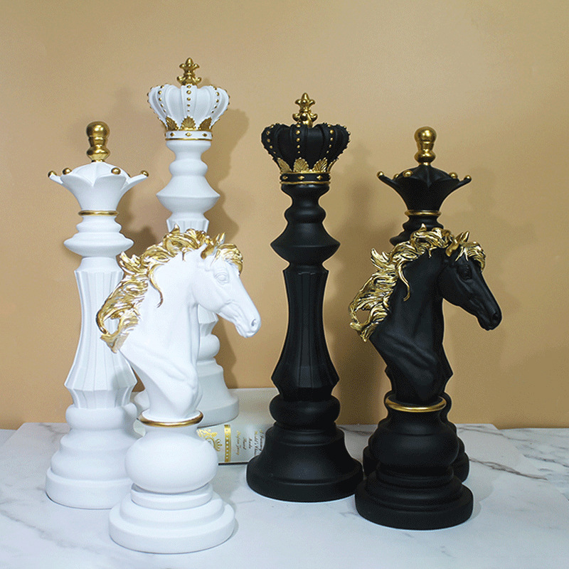 Queen Art Craft - ชุดเครื่องประดับหมากรุกสไตล์นอร์ดิกใหม่ รูปปั้นราชา ราชินี และม้าศึก งานศิลปะตกแต่งบ้าน ทำจากเรซิ่น