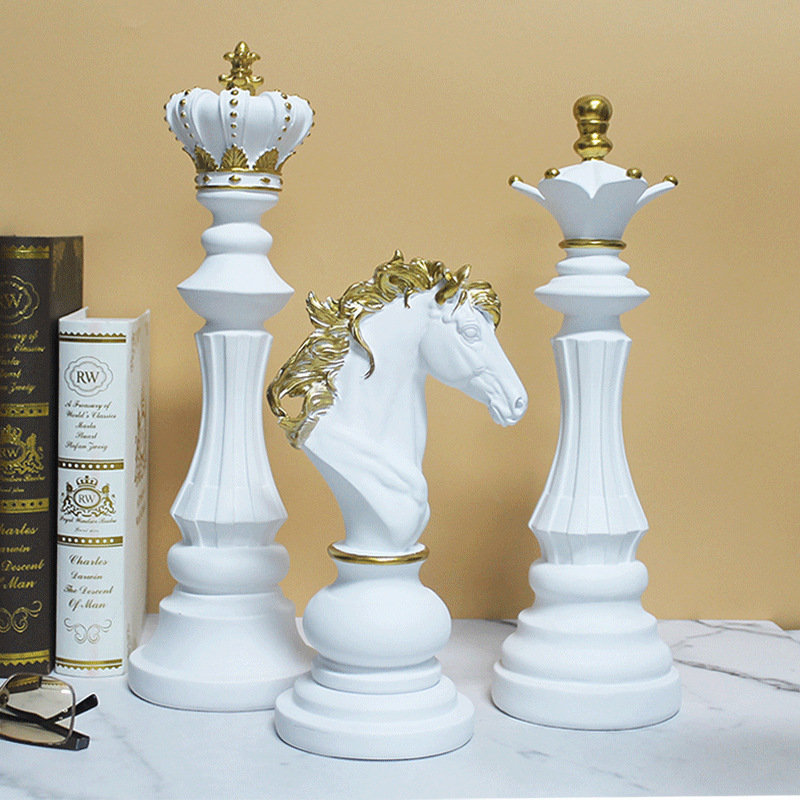 ของตกแต่งโต๊ะหมากรุก รูปปั้นรา - Queen Art Craft บทวิจารณ์และราคา